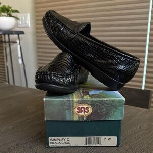 SAS Black Croc-Embossed Slip-On Loafers - Women's